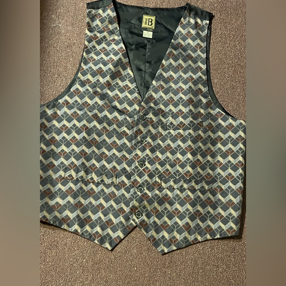 Bruno size medium men’s 100% silk formal vest